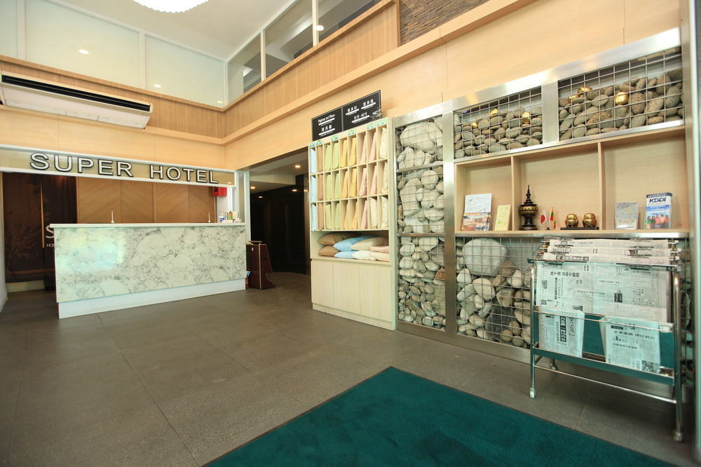 Super Hotel Янгон Екстериор снимка